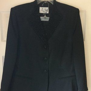 Women's 14P Black Suit Beaded Collar